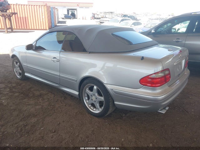 2002 MERCEDES-BENZ CLK 55 AMG WDBLK74G92T119849 Photo 2
