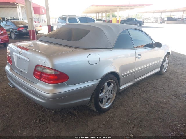 2002 MERCEDES-BENZ CLK 55 AMG WDBLK74G92T119849 Photo 3