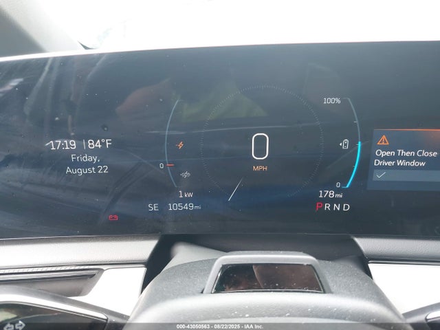 2025 Cadillac Optiq Sport 2 Awd მანქანა იყიდება აუქციონზე, vin: 3GYK3GMR3SS157643, აუქციონის ნომერი: 43050563