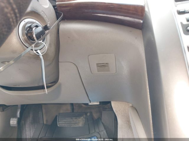 2005 ACURA RL JH4KB16535C012563 Photo 10