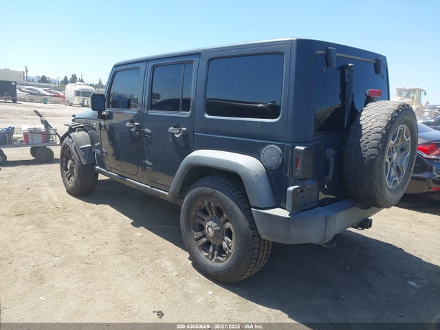 1C4BJWFG4HL703527 Jeep Wrangler