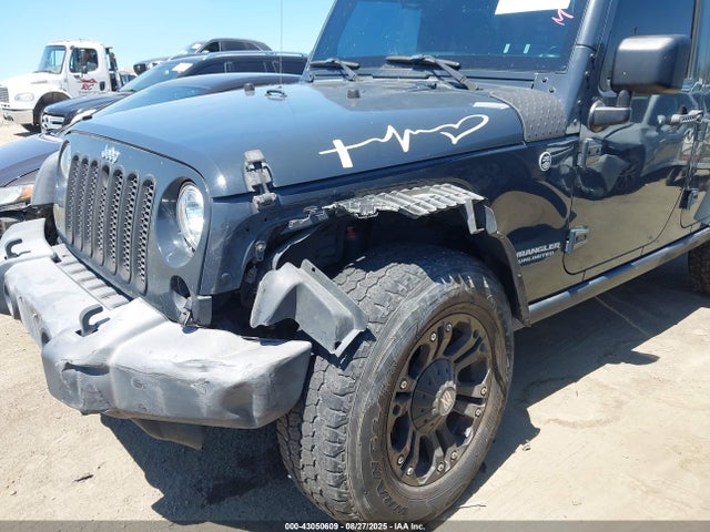 1C4BJWFG4HL703527 Jeep Wrangler