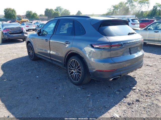2019 PORSCHE CAYENNE WP1AA2AY3KDA10534 Photo 2