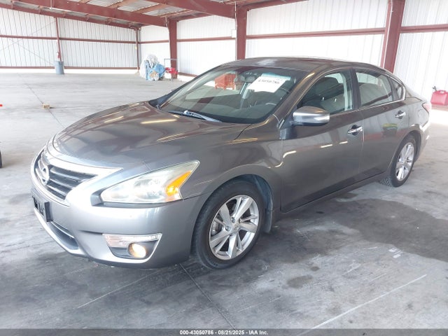 Nissan Altima 2015 1N4AL3APXFC248097 Image 2
