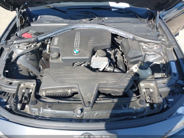 BMW 320i 2015 WBA3C3C50FK203204 Image 10