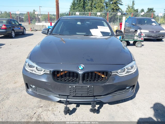 BMW 320i 2015 WBA3C3C50FK203204 Image 12