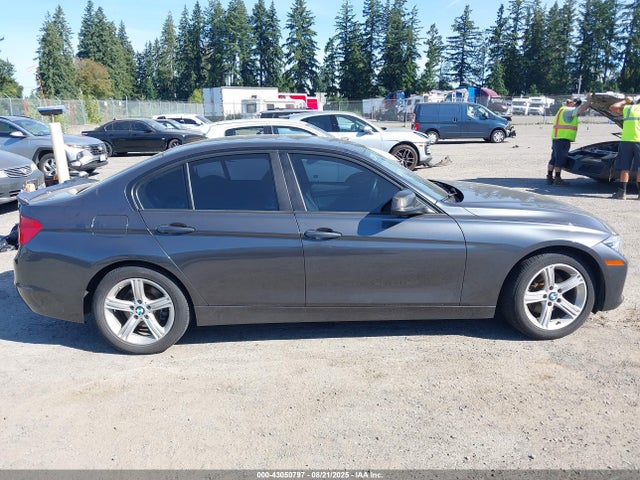 BMW 320i 2015 WBA3C3C50FK203204 Image 13