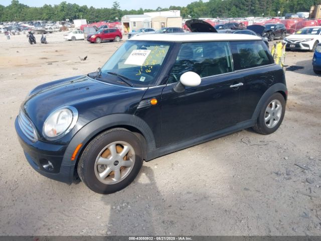 2009 MINI COOPER WMWMF33589TW77640 Photo 1