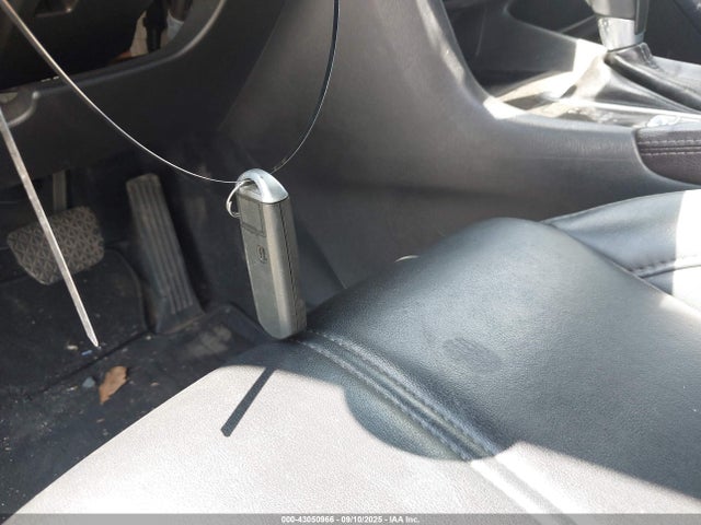 JM1BN1V39J1158139 Mazda py
