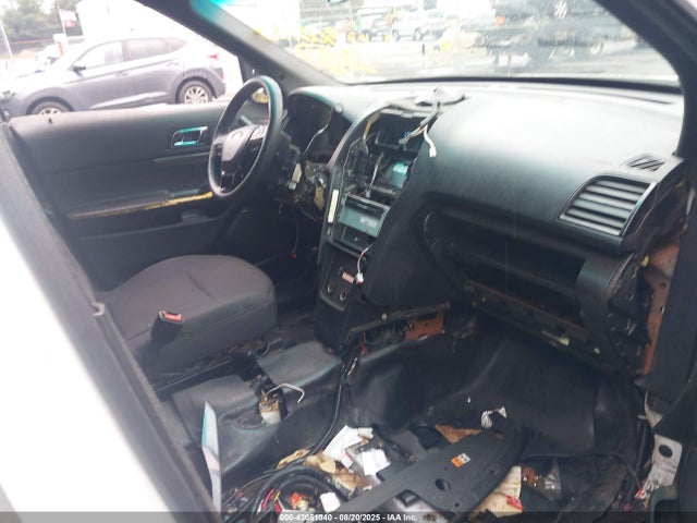 1FM5K8AR9GGC42360 Ford Explorer