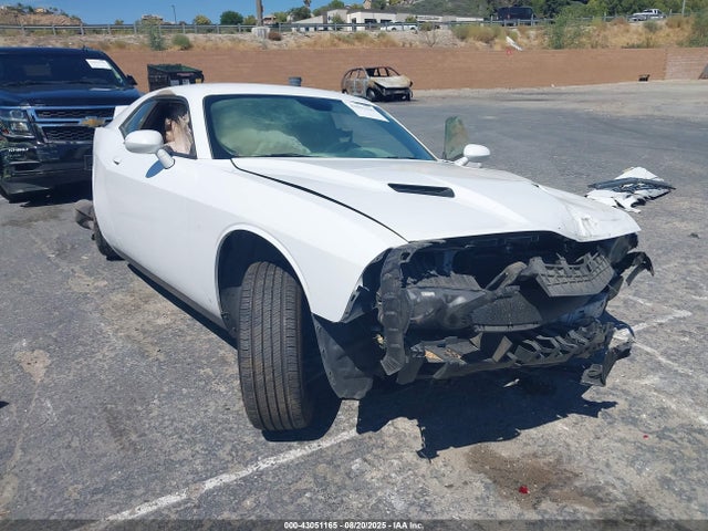 Dodge Challenger Sxt 2017 2C3CDZAG1HH664014 головне зображення