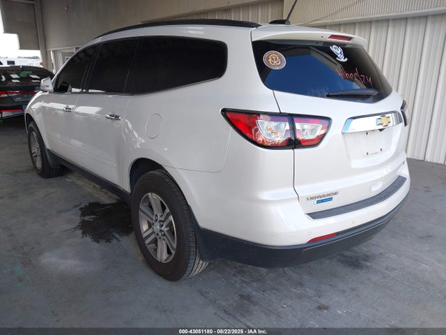 43051180 :رقم المزاد ، 1GNKRHKD3HJ156592 vin ، 2017 Chevrolet Traverse 2lt مزاد بيع
