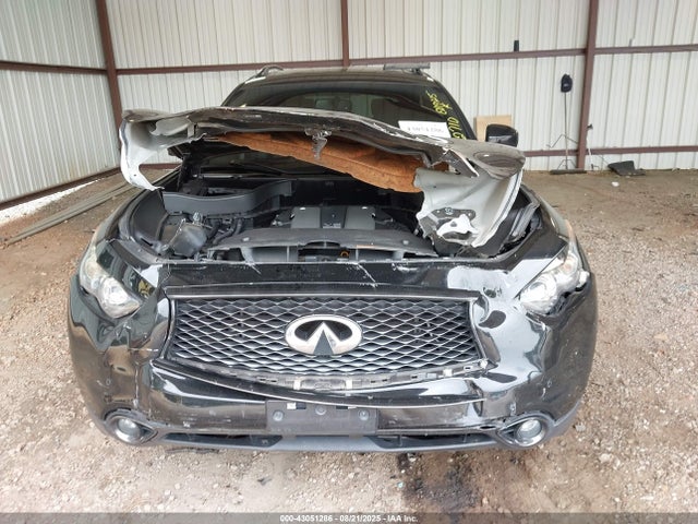 JN8CS1MU0HM142710 Infiniti QX70