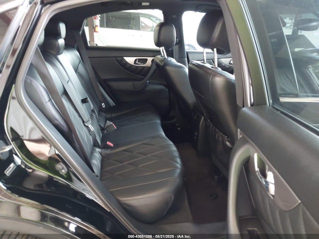 JN8CS1MU0HM142710 Infiniti QX70