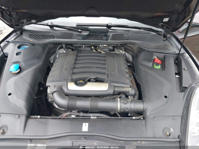 Porsche Cayenne 2016 WP1AA2A24GKA36252 Image 10