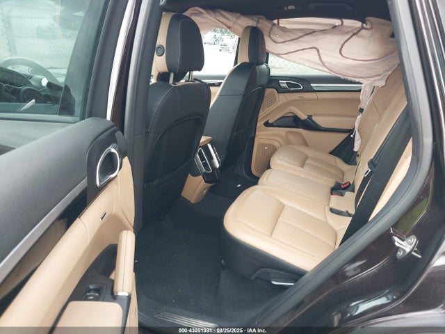 Porsche Cayenne 2016 WP1AA2A24GKA36252 Image 8