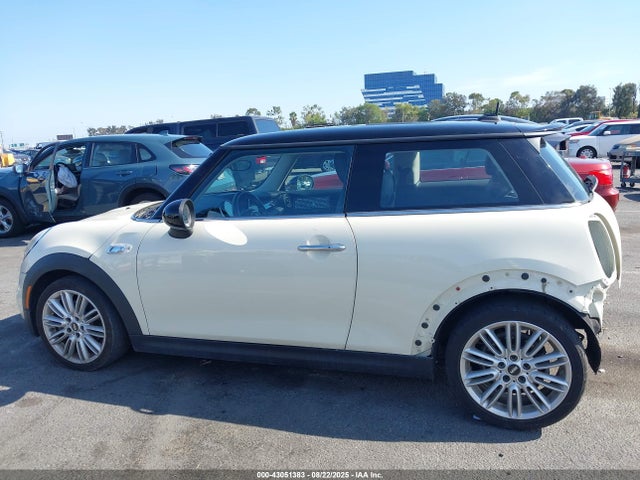 WMWXP7C56K2A53738 Mini Hardtop