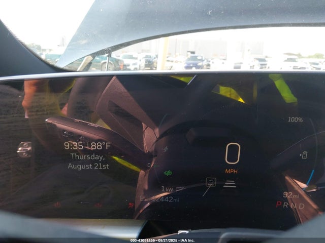 2024 CADILLAC LYRIQ 1GYKPWRL4RZ126448 Photo 6