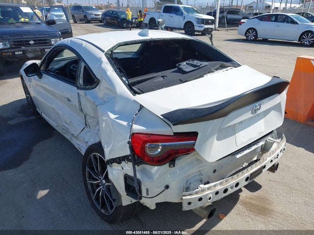 JF1ZNAA17L8753381 Toyota na