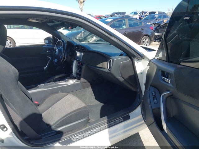 JF1ZNAA17L8753381 Toyota na
