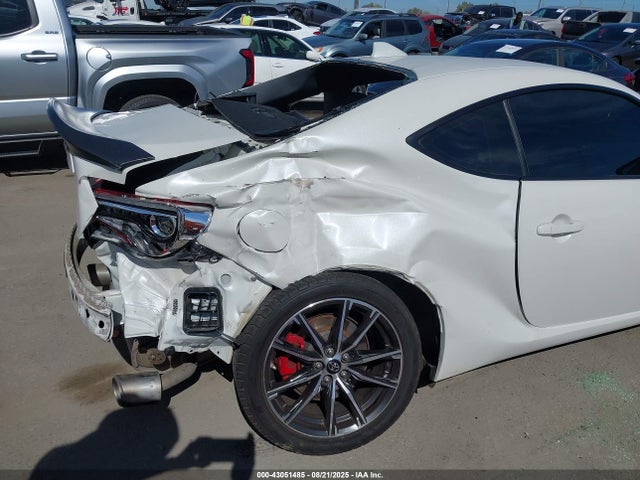 JF1ZNAA17L8753381 Toyota na