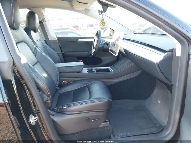 7SAYGAEE1PF903829 Tesla Model Y