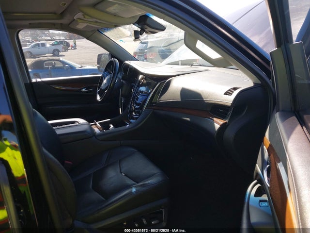 2020 CADILLAC ESCALADE ESV 1GYS3HKJ2LR184890 Photo 4