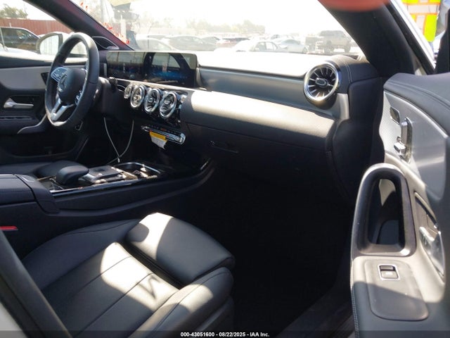 W1K5J4GBXNN249701 Mercedes-Benz m260