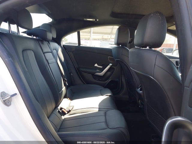 W1K5J4GBXNN249701 Mercedes-Benz m260