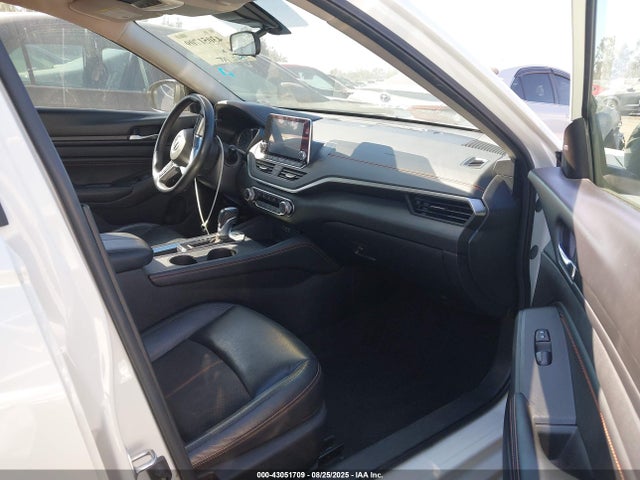 Nissan 2020 2020 1N4BL4CV4LN305531 Image 5