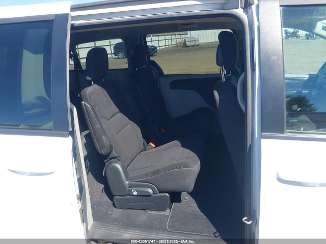 2C4RDGBGXJR302935 Dodge Grand Caravan
