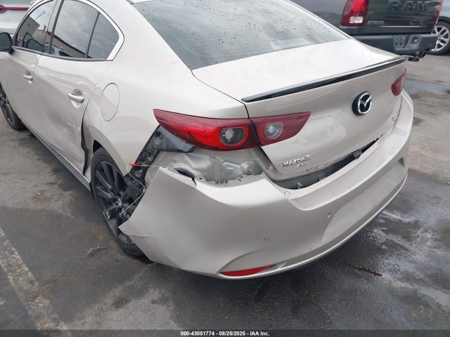 3MZBPBEYXPM350089 Mazda py
