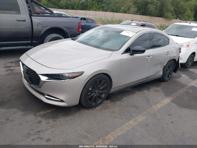 3MZBPBEYXPM350089 Mazda py