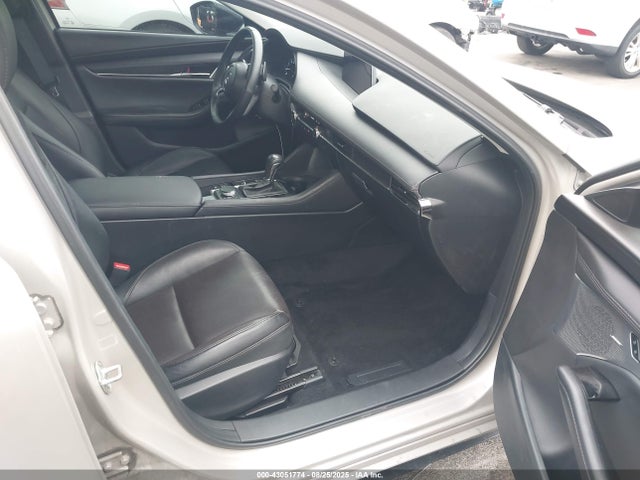 3MZBPBEYXPM350089 Mazda py