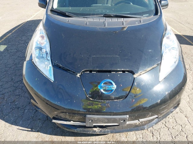 1N4BZ0CP7HC310525 Nissan 2017