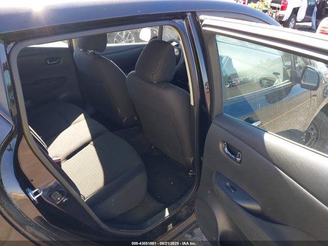 1N4BZ0CP7HC310525 Nissan 2017