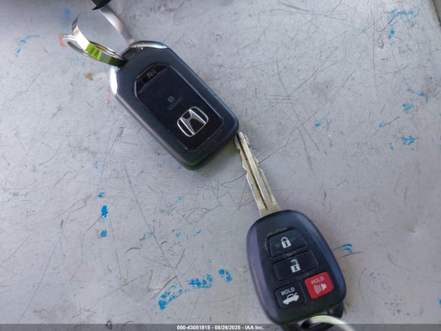 1HGCR2F87GA049536 Honda k24w1