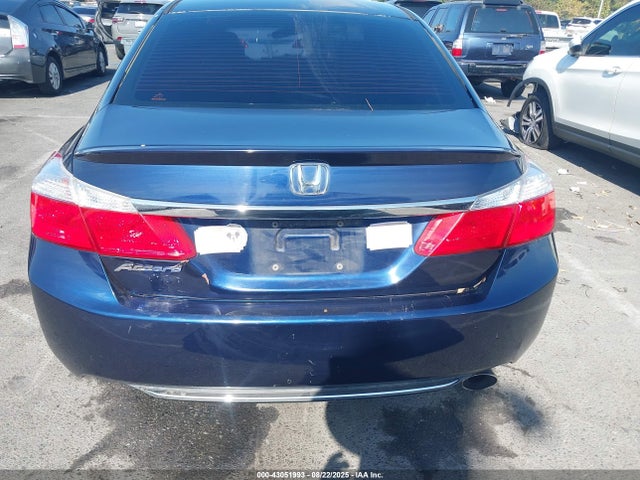 Honda k24w1 2014 1HGCR2F38EA299059 Image 16
