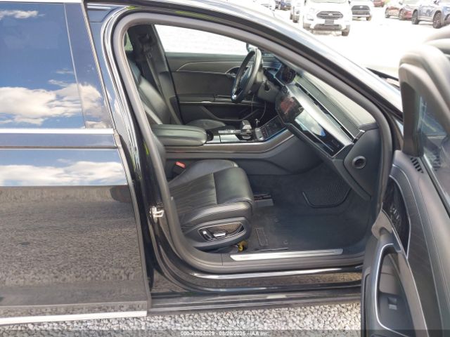 2019 AUDI A8 L WAU8DBF89KN012697 Photo 4