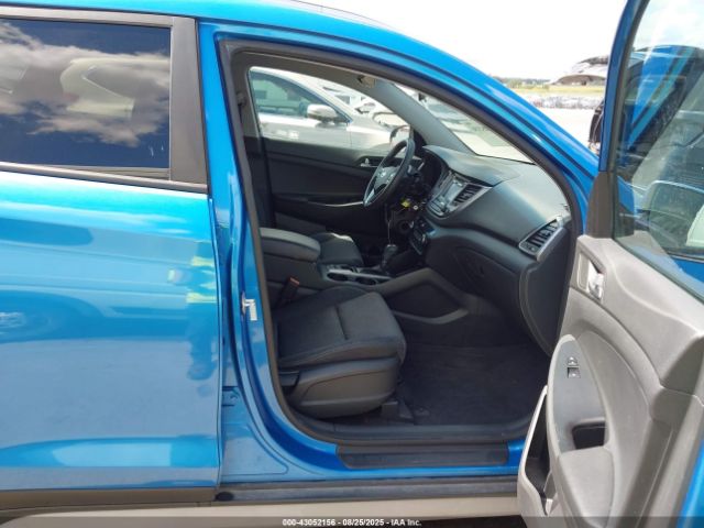 2017 HYUNDAI TUCSON KM8J33A41HU440291 Photo 4