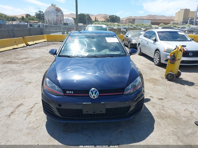 3VW4T7AUXGM024961 Volkswagen 2016