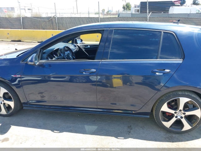 3VW4T7AUXGM024961 Volkswagen 2016