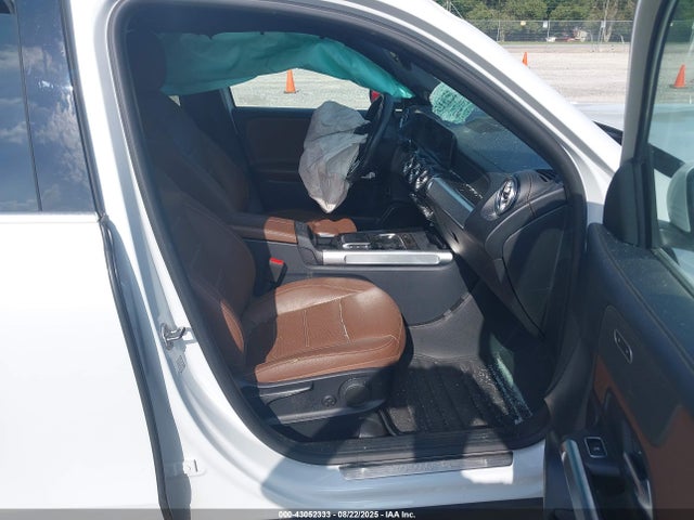 W1N4M4HB2NW244474 Mercedes-Benz m260