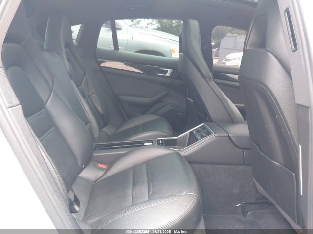 Porsche Panamera 2018 WP0AA2A79JL101109 Image 8