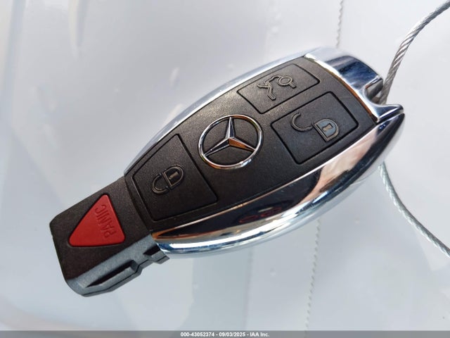 WDC0G4KB4GF099781 Mercedes-Benz m274