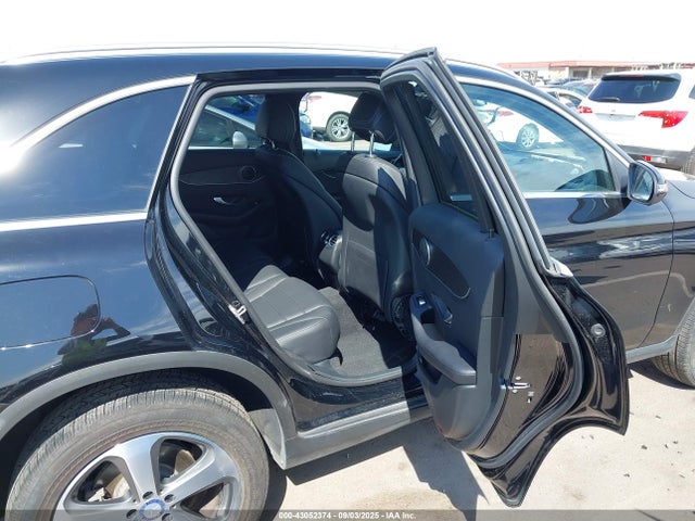 WDC0G4KB4GF099781 Mercedes-Benz m274