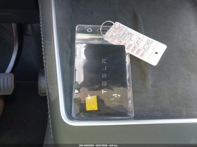 2026 TESLA MODEL Y 7SAYGDED9TA442640 Photo 10