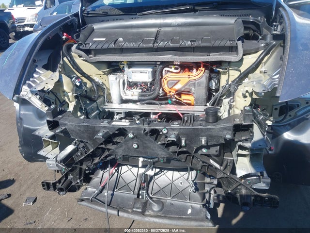 Tesla Model Y 2026 7SAYGDED9TA442640 Image 20
