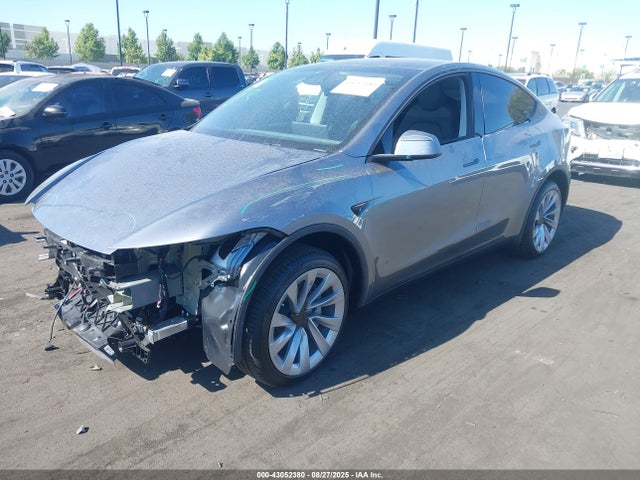 2026 TESLA MODEL Y 7SAYGDED9TA442640 Photo 1