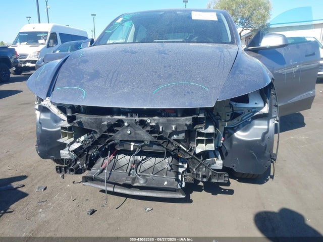 2026 TESLA MODEL Y 7SAYGDED9TA442640 Photo 5